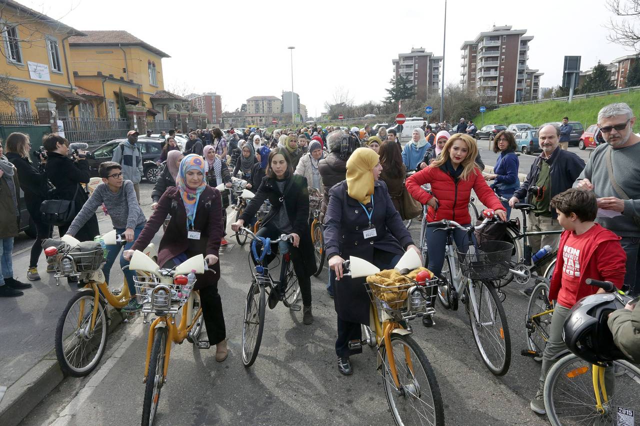 La marcia della donne islamiche contro i pregiudizi