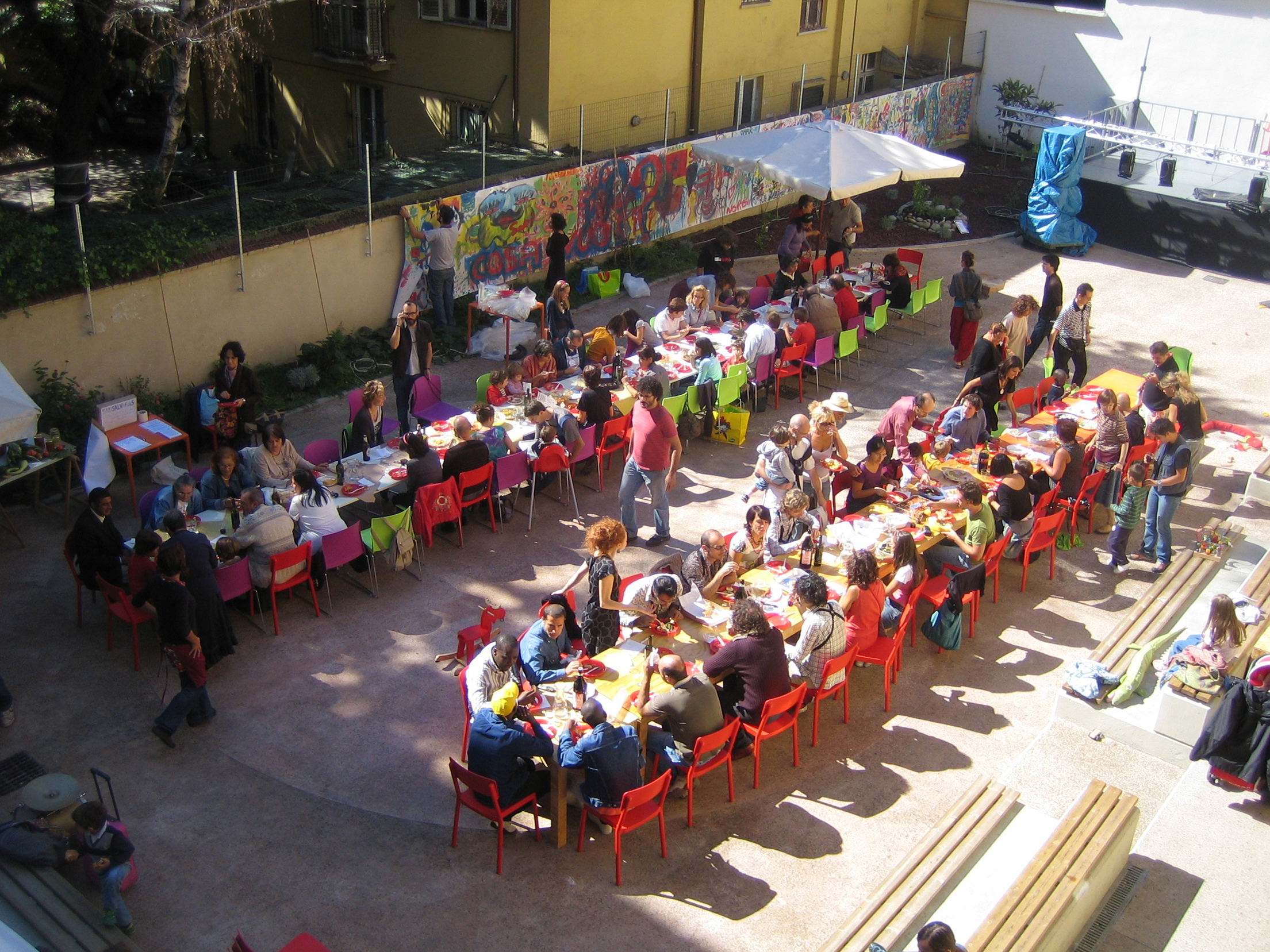 Il pranzo dei vicini