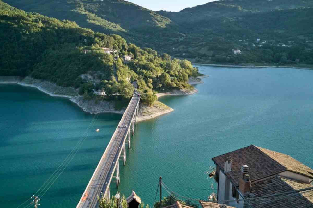 Lago del Turano, bacino artificiale